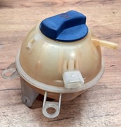 Zbiorniczek wyrównawczy Audi A2.