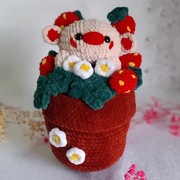 Krówka w doniczce rękodzieło na szydełku handmade dodatek do domu ozdoba