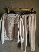 Komplet damski dresowy typ masełko beżowy bluza  spodnie