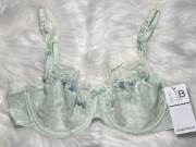 Nowy biustonosz Chantelle Champs-Élysées C26010 miętowy z haftem 85B