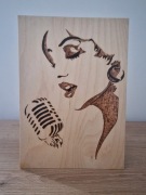 Wokalistka jazzowa, A4, sklejka (prezent, obraz, ozdoba, pirografia)