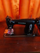 Antyk, stara maszyna do Szycia Minerva, PRL