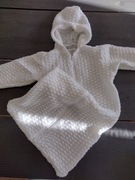 Cienki, dziergany śpiworek do chrztu, biały, z kapturem