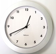 Zegar ścienny automat radiowy FIELMANN srebrny