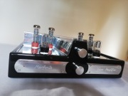 Wzmacniacz lampowy push-pull o mocy 2 x 30 W.