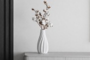 Biały wazon  20 cm – nowoczesny design dekoracja premium