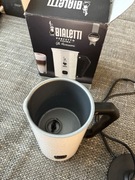 Elektryczny spieniacz do mleka Bialetti Milk Frother MKF02 Bianco.
