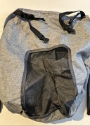 Pokrowiec lub osłona przeciwsłoneczna przeznaczona do wózków dziecięcych