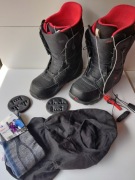 Buty snowboardowe Burton Moto, 48 + gogle Oakley 