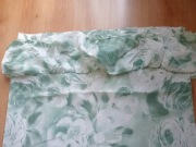 Zasłona prysznicowa z pięknymi haczykami