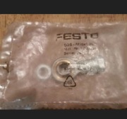 Głowica przegubowa SGS-M10X1,25 | FESTO