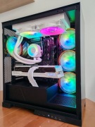 Ryzen 9800X3D Radeon RX 9070 XT 16 GB 2 TB SSD 32 RAM komputer gamingowy 