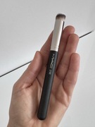 Nowy pędzel MAC 270S mini okrągły do korektorów