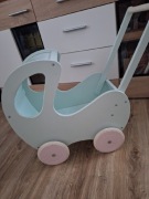 Drewniany wózek dla lalek