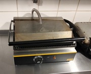 Grill opiekacz do bułek Gredil