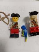 Lego BAM Piratka z łukiem z papugą. Nowa