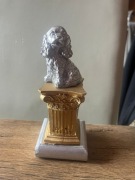 Puchar pies  Statuetka