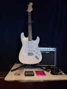 Zestaw gitara elektryczna + piecyk + akcesoria