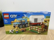 LEGO 60327 City - Przyczepa do przewozu koni