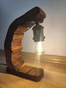 Lampka stołowa nocna Hand Made z plastra drewna.