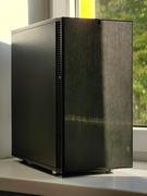 Obudowa komputera Fractal Design Define Mini C w bardzo dobrym stanie