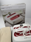 Cricut Easy Press 2 prasa do naprasowywanek na koszulki