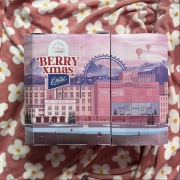 Onlybio x e Wedel kalendarz adwentowy kosmetyki do włosów słodycze berry