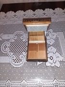 Drewniane puzderko z lusterkiem PRL 