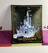 talerzyk kolekcjonerski disneylandu WALT DISNEY