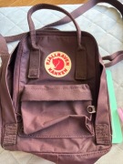 Fjallraven Kanken Sling torebka na ramię saszetka nerka blackberry