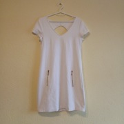 Biała sukienka damska rozmiar M – klasyczna, krótki rękaw, bardzo dobry