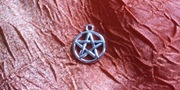 biały pentagram goth metal wicca alternative witchcraft