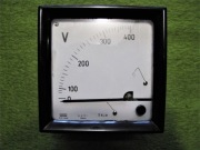 Woltomierz 230 - 400V