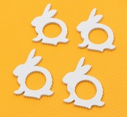 Obrączki na serwetki serwetniki białe zajączki drewno 4 sztuki Nowe Sinsay