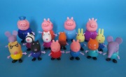 Zestaw figurki Świnka Peppa 16 szt. rodzina i koleżanki Peppy