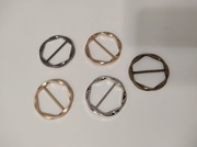 Klamerki do paska kolor srebrny złoty 5 sztuk