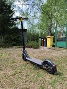 Mi Electric Scooter Essential