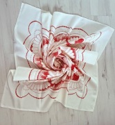 Obrus w kwiaty len 140x130 cm czerwony biały duży