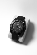 Zegarek Custom Seiko Mod Total Black SKX Sports 5 PVD