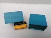 Kondensator  40uF 1100V  EPCOS 1szt raster 54 mm 1szt