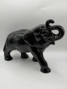 Porcelanowa figurka słonia afrykańskiego Sylvac