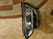 Renault Megane IV Lampa przód lewa 260602792R 