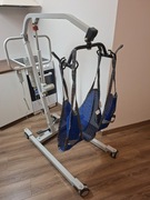 Podnośnik leżącego pacjenta