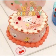 Zestaw papierowych topperów na tort Kapibara – 1 duży + 12 małych