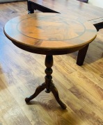 Ludwikowski Stolik okrągły Ø 60 cm lite drewno