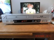 Nagrywarka DVD/VHS SEG z pilotem i kablem EURO