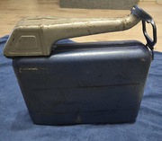  Bardzo stary Kanister na paliwo 