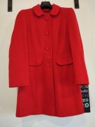 Krótki płaszczyk damski używany