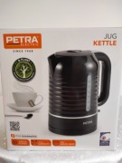 Czajnik elektryczny Petra 