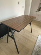 Stół barowy brązowy